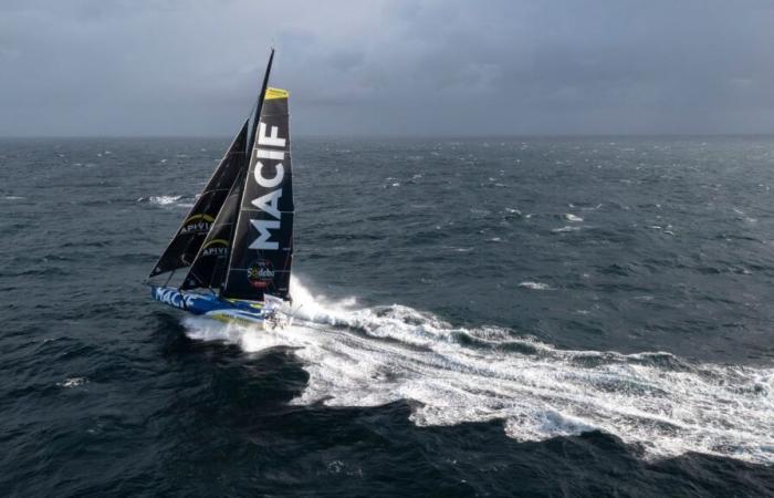 Charlie Dalin espérait s’imposer aux Sables-d’Olonne mardi matin avec un record en plus