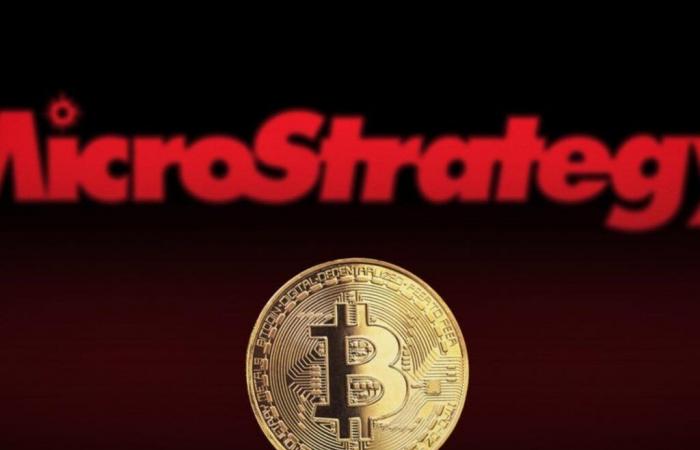 MicroStrategy acquiert 2 530 Bitcoins pour 243 millions de dollars, portant son total de BTC détenus à 450 000