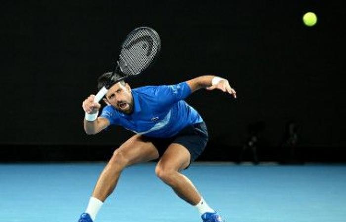 Frapper | Melbourne : Novak Djokovic accroché