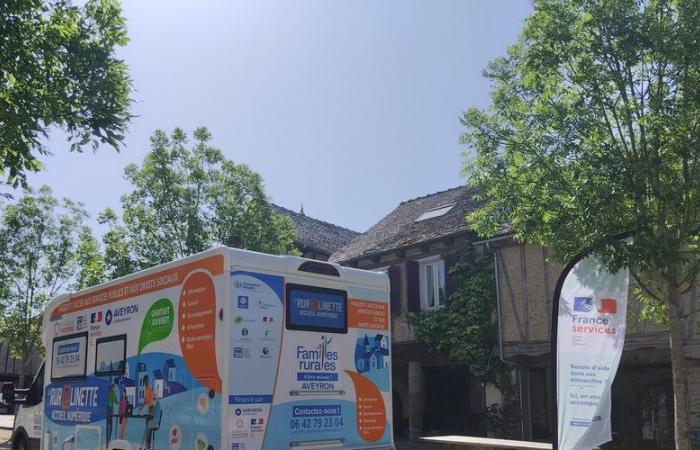 La Rur@linette, le camping-car France Services, déploie son activité en tissant des liens en Aveyron