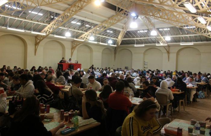 Mathéo Flandrin remporte le premier prix du loto des jeunes porte-drapeaux