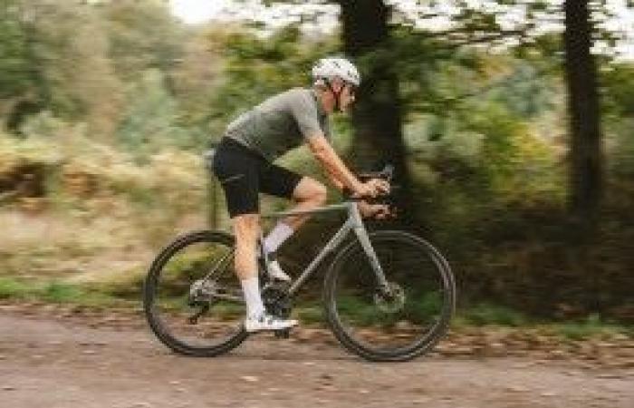 Test du groupe Shimano 105 Di2 12V R7150, ce mal-aimé à tort