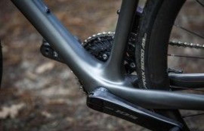 Test du groupe Shimano 105 Di2 12V R7150, ce mal-aimé à tort