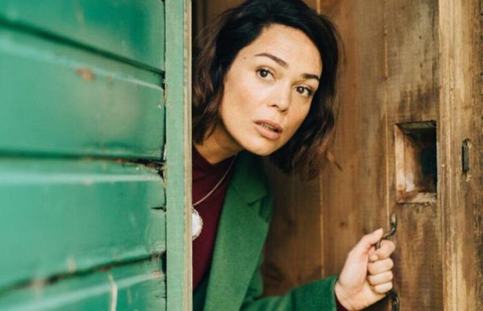 Découvrez la date de diffusion de la saison 2 de Mademoiselle Holmes, sa série sur TF1 !