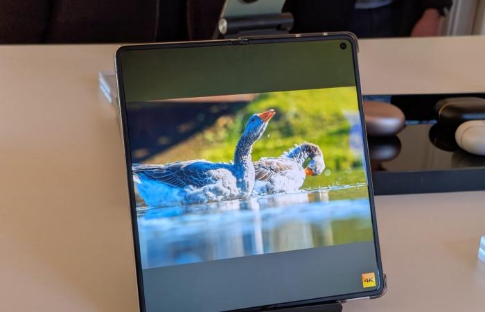 Prise en main du Huawei Mate X6 : le potentiel est immense