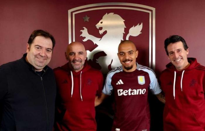 Aston Villa annonce le transfert de l’attaquant néerlandais et international de Dortmund