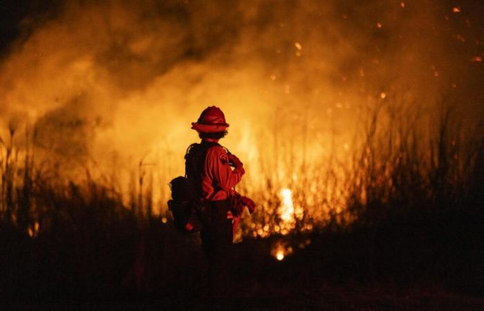 un nouveau départ de feu et des vents d’une force “proche de celle d’un ouragan” à venir