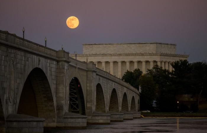 les superbes images de la première pleine Lune de l’année