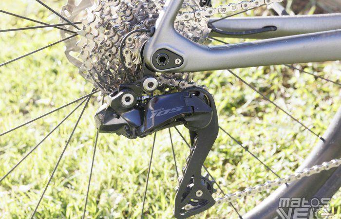 Test du groupe Shimano 105 Di2 12V R7150, ce mal-aimé à tort