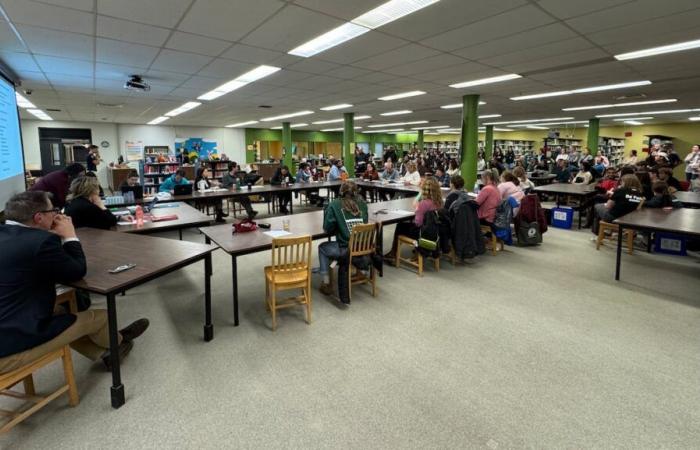 “Les jeunes ont quitté la salle, certains pleuraient”