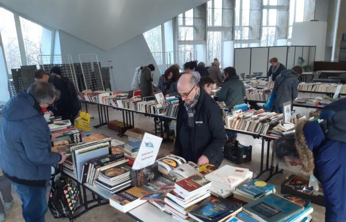 La 11ème Donation de Livres APIST prend une dimension solidaire