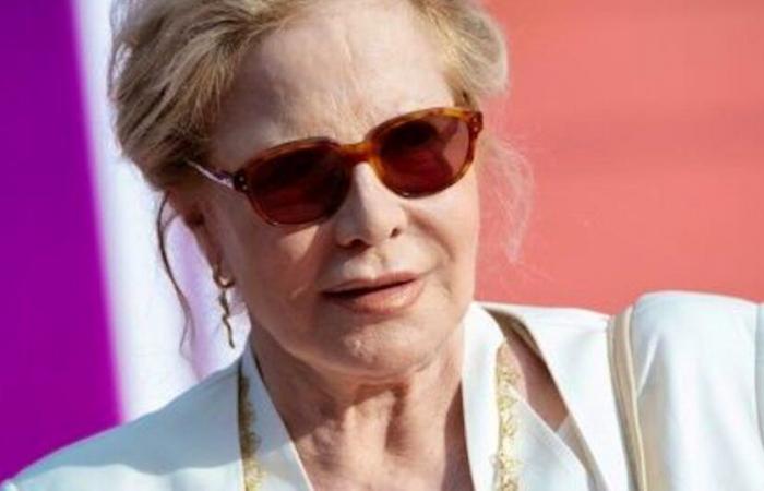 Sylvie Vartan hantée par « des images de l’apocalypse »