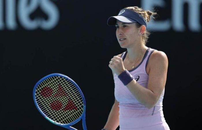 Belinda Bencic (WTA 294) s’est qualifiée pour les 16es de finale. La Saint-Galloise a dominé la Néerlandaise Suzan Lamens (77) 6-1 7-6 (7/3) au 2e tour