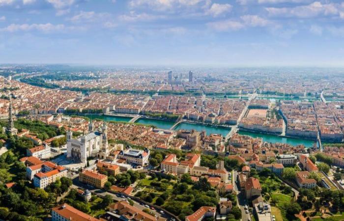 Dans la métropole de Lyon, duel des générations à droite pour préparer 2026