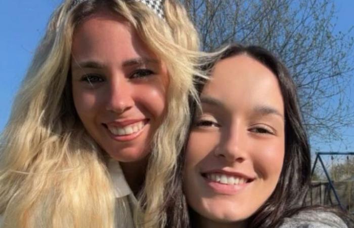 « Nous ne sommes pas des sauvages »… Sur TikTok, Sandy et Loona déboulonnent avec humour les clichés sur les voyageurs