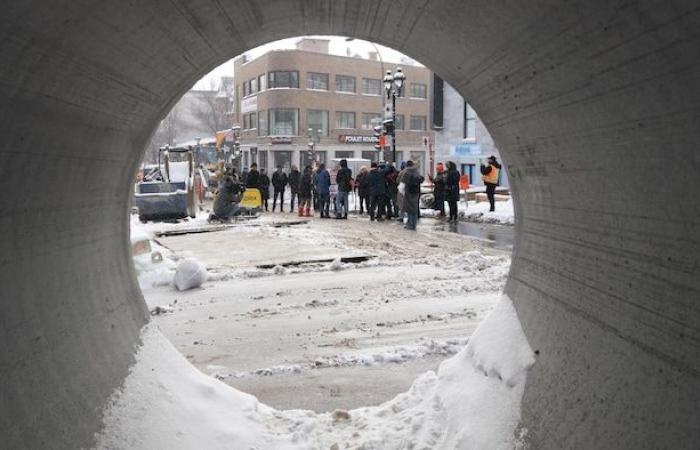 Les commerçants du Quartier Latin exaspérés par une nouvelle fermeture de la rue Saint-Denis