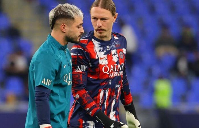 PSG avec Tenas dans les buts, premier pour Titi Tape, Kimpembe sur le banc