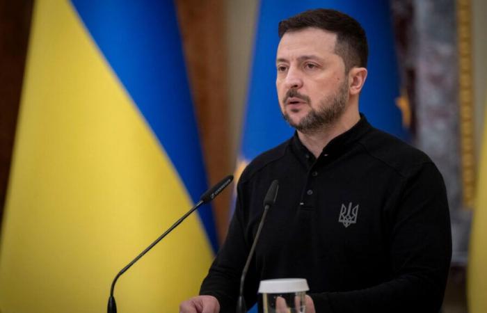 Volodymyr Zelensky appelle à utiliser 250 milliards de dollars d’actifs russes gelés pour armer Kyiv