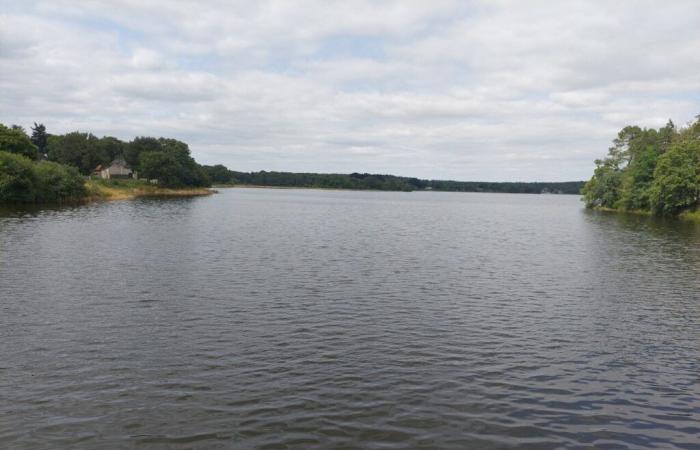 pourquoi la pêche est-elle interdite dans ce lac ?