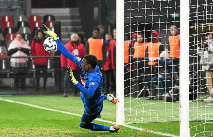 héroïque en Coupe de France, Babacar Niasse sort enfin de l’ombre