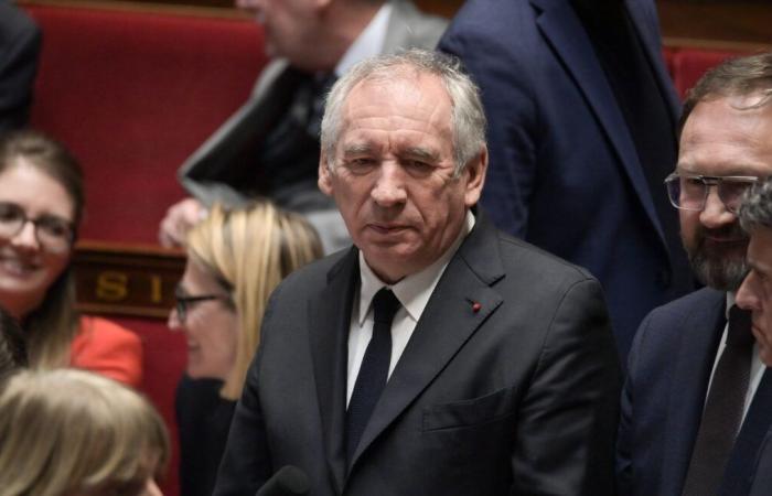 De LFI au RN, photos et phrases courtes après la grande présentation orale de François Bayrou à l’Assemblée nationale