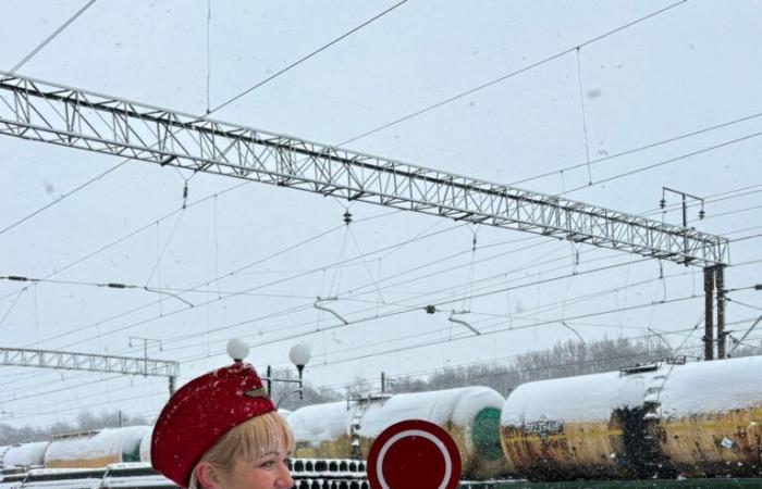 La France soutient la reconstruction ferroviaire de l’Ukraine : réception des premiers rails produits à Hayange et Ascoval