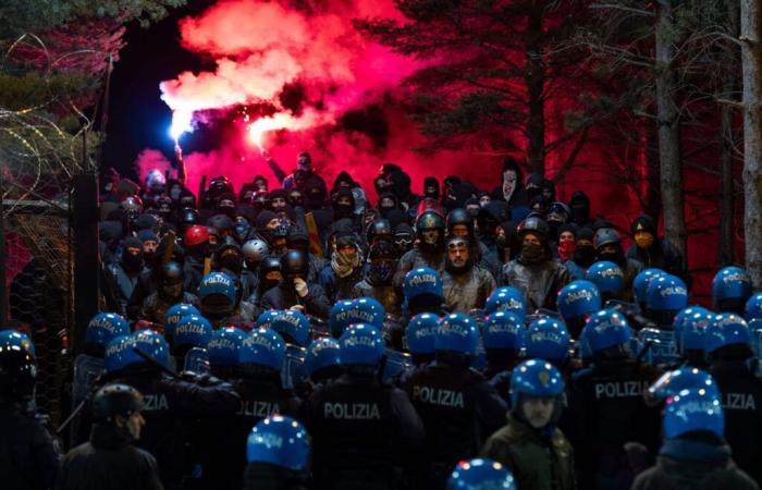 Si vous aimez Gomorra, vous aimerez cette nouvelle série policière italienne sur Netflix