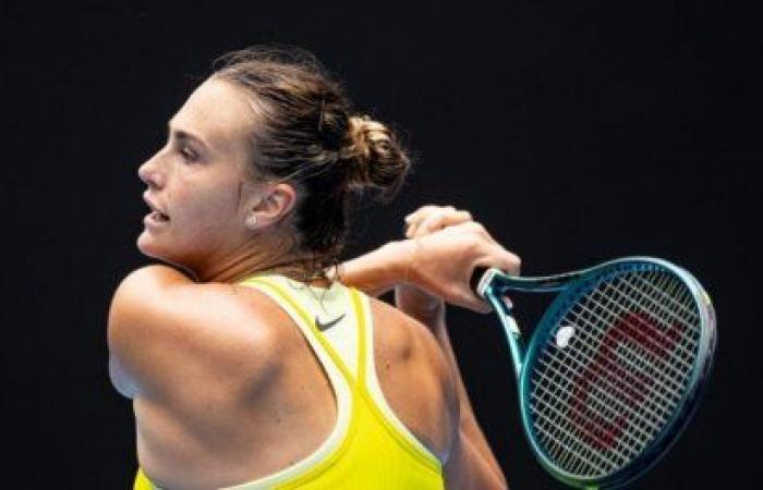 Sabalenka passe au troisième tour, Zheng prend la porte