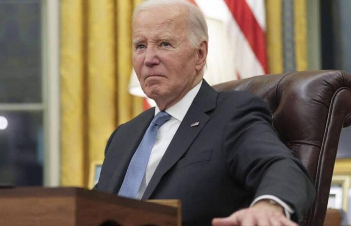 L’âme de l’Amérique est “en jeu”, prévient Biden dans sa lettre d’adieu