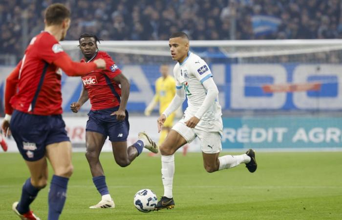 une bagarre dans le coin Sud pendant le match