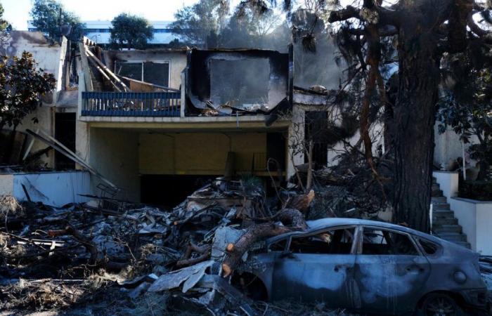 « J’ai vu la colline s’enflammer en moins de dix minutes, les maisons étaient pulvérisées tout autour, mais j’ai sauvé ma maison »