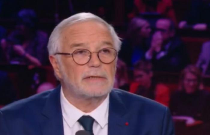 François Rebsamen “respecte” tous les partis, “sauf le RN”, ce qui ne plaît pas à Jordan Bardella : Actualités