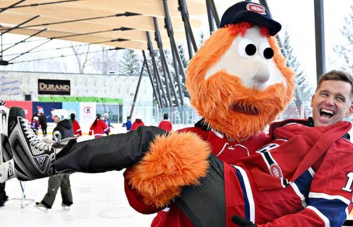 a Canadian logo 3 km from the old Colisée des Nordiques makes people happy