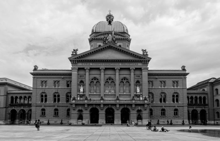 Un pas en avant important pour une Suisse unie: mettre fin à la spirale de la dette