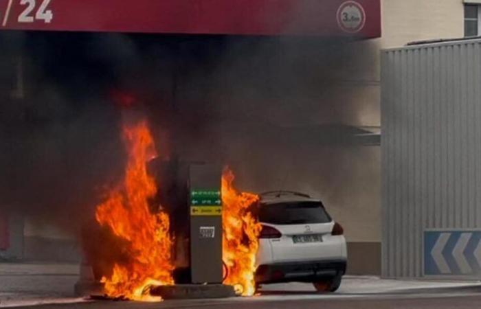 une station service prend feu, une voiture détruite