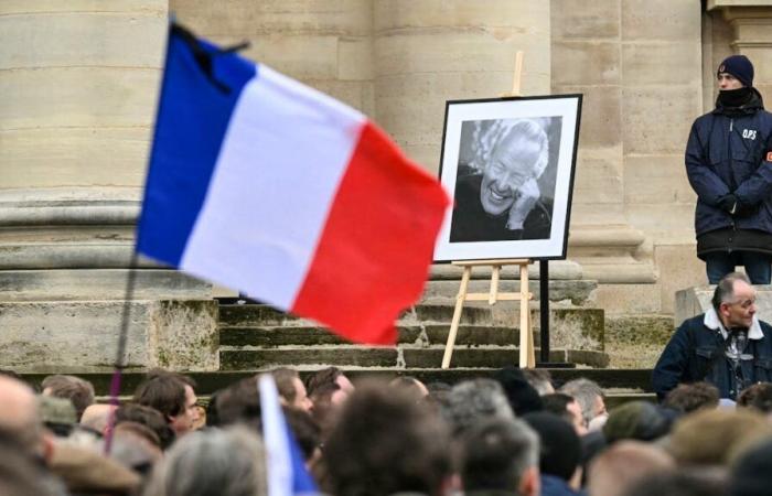 Grand-messe de l’extrême droite en hommage à Jean-Marie Le Pen