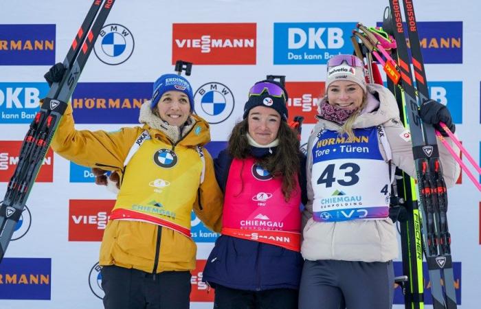 Biathlon | «C’est ma fierté aujourd’hui d’avoir réussi à gérer cette pression différente de d’habitude» : la joie de Lou Jeanmonnot, vainqueur de l’individuel de Ruhpolding en rouge | Magazine Nordique