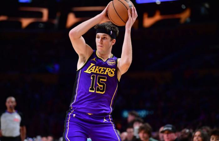 La décision monumentale des Lakers se profile, révélant un dilemme potentiel de transfert de 96 millions de dollars, avec Reaves et LaVine en jeu.