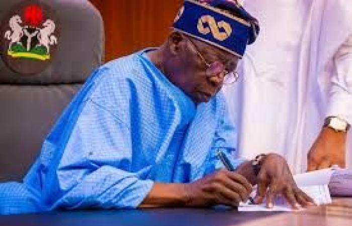 Tinubu félicite 6 scientifiques inscrits au tableau d’honneur américain