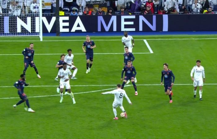 Le beau but de Valverde avec le Real Madrid en Copa del Rey