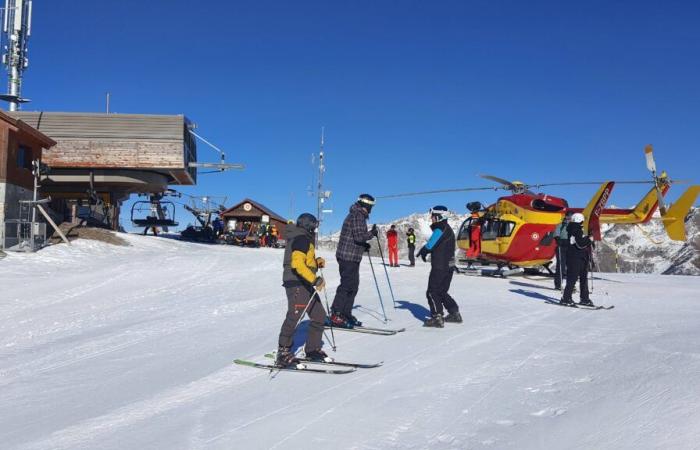 Un skieur varois succombe à une crise cardiaque sur un télésiège à Auron