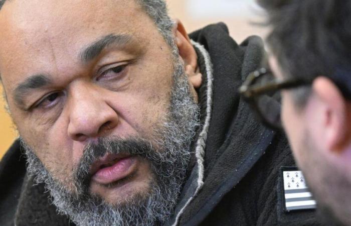 la famille s’oppose à la venue de Dieudonné