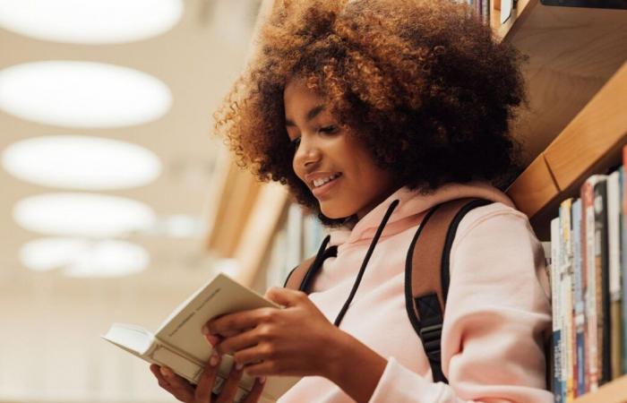 Comment les jeunes utilisent-ils leur Pass Culture ? Les livres sont populaires, et un genre en particulier