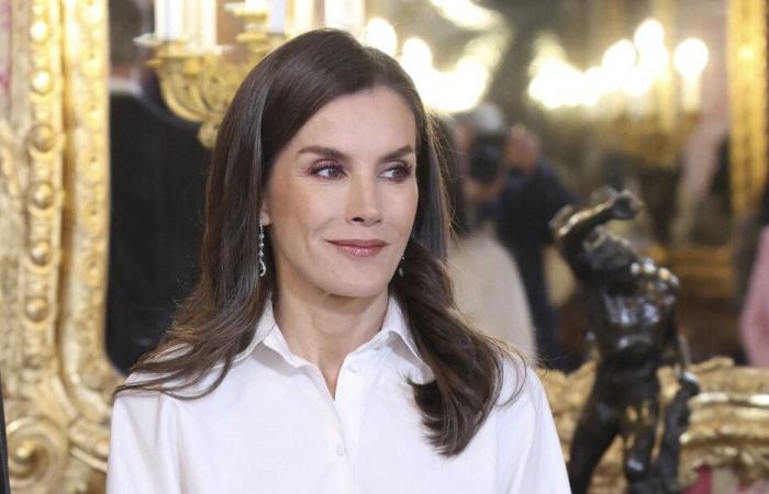 La chemise blanche de Letizia d’Espagne