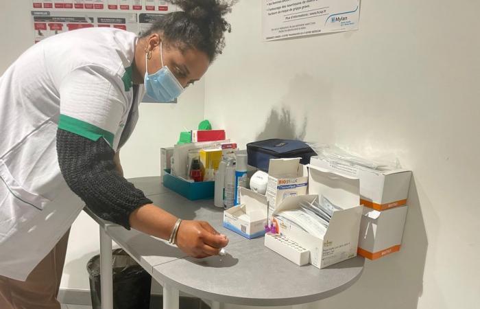 les pharmaciens appellent au maintien des mesures sanitaires pour éviter son retour