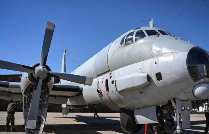 Un avion de la marine française volant pour l’Otan visé par l’armée russe