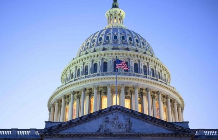 Le froid polaire à Washington oblige Trump à prêter serment au Capitole