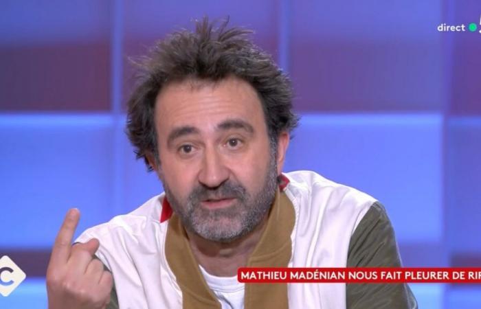 Mathieu Madénian parle de sa paternité dans CA Vous (VIDEO)