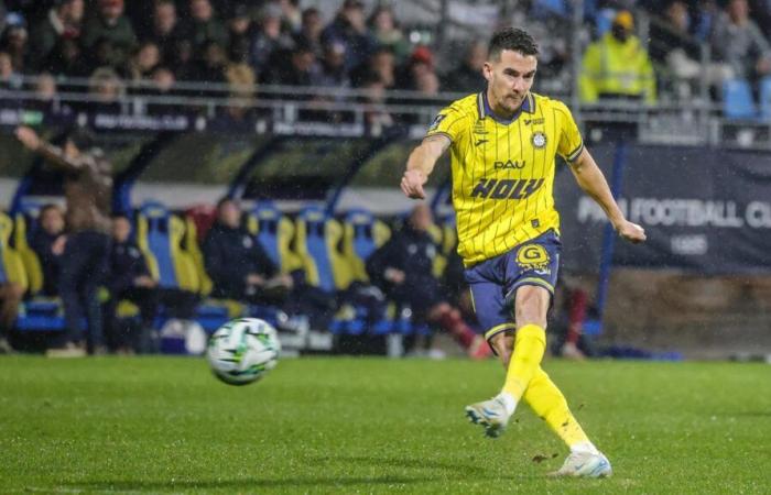 Ligue 2. Enfin réaliste, le Pau FC dompte l’Etoile Rouge à Bauer