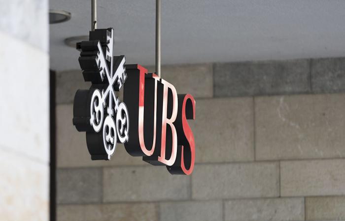 L’UBS laisse sa marque au siège du défunt Crédit Suisse